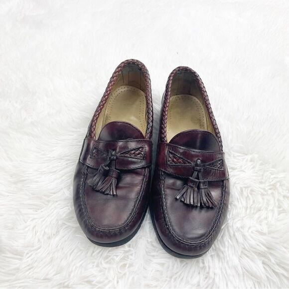 Allen Edmonds Maxfield Tassel Leather Loafers - Picture 4 of 13